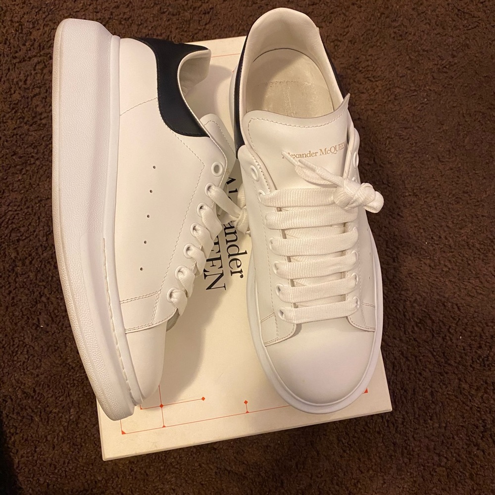 Alexander McQueen Men’s sneakers - Picture 1 of 1